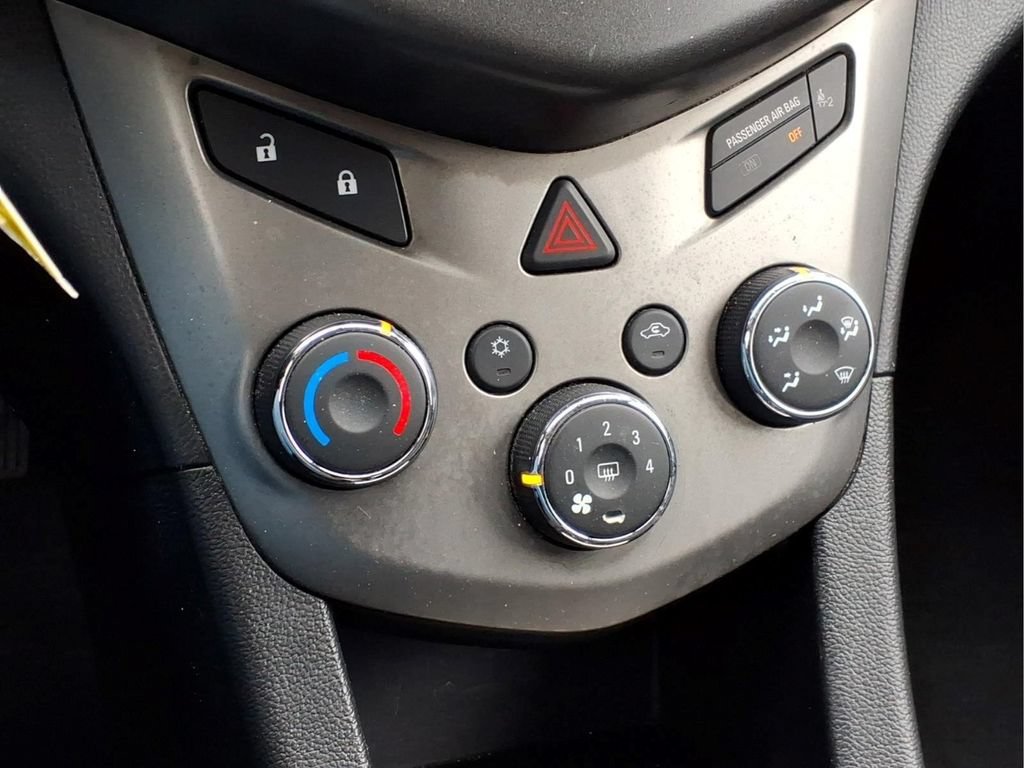 Used 2016 Chevrolet Sonic LT FWD image 11