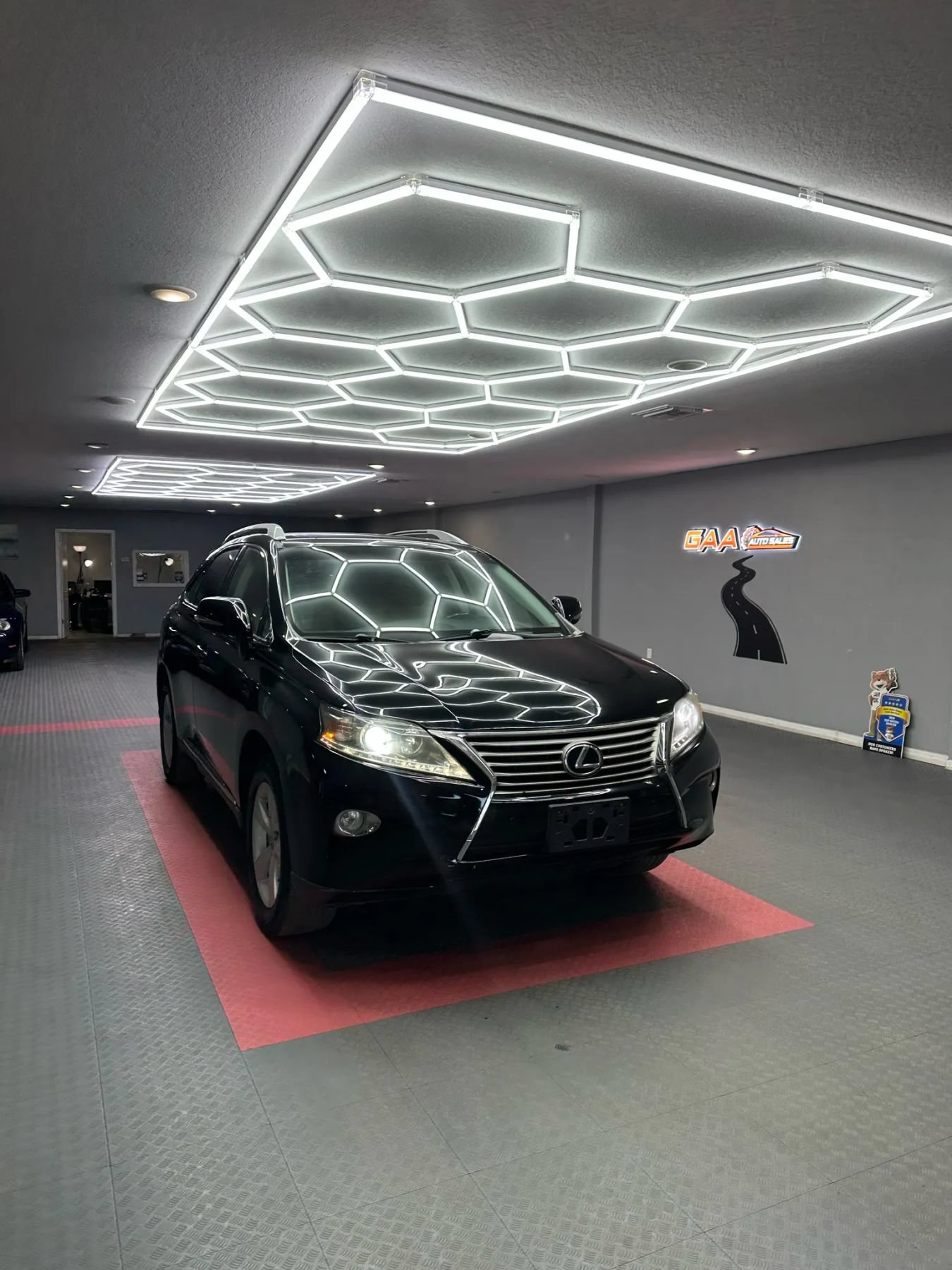 Used 2013 Lexus RX 350 AWD w/ Navigation Pkg image 1