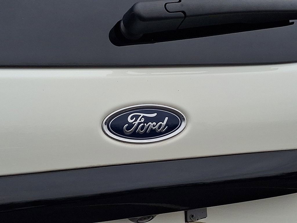 Certified 2022 Ford EcoSport SES w/ Interior Protection Package AWD/4WD image 32