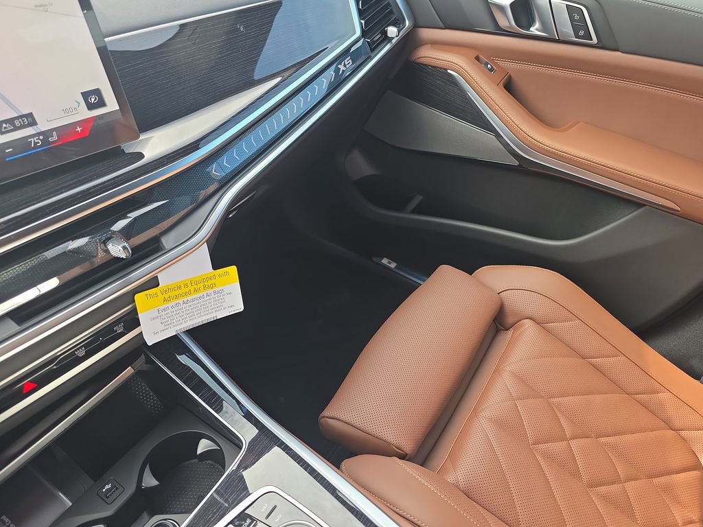 New 2026 BMW X5 xDrive40i w/ M Sport Package image 19