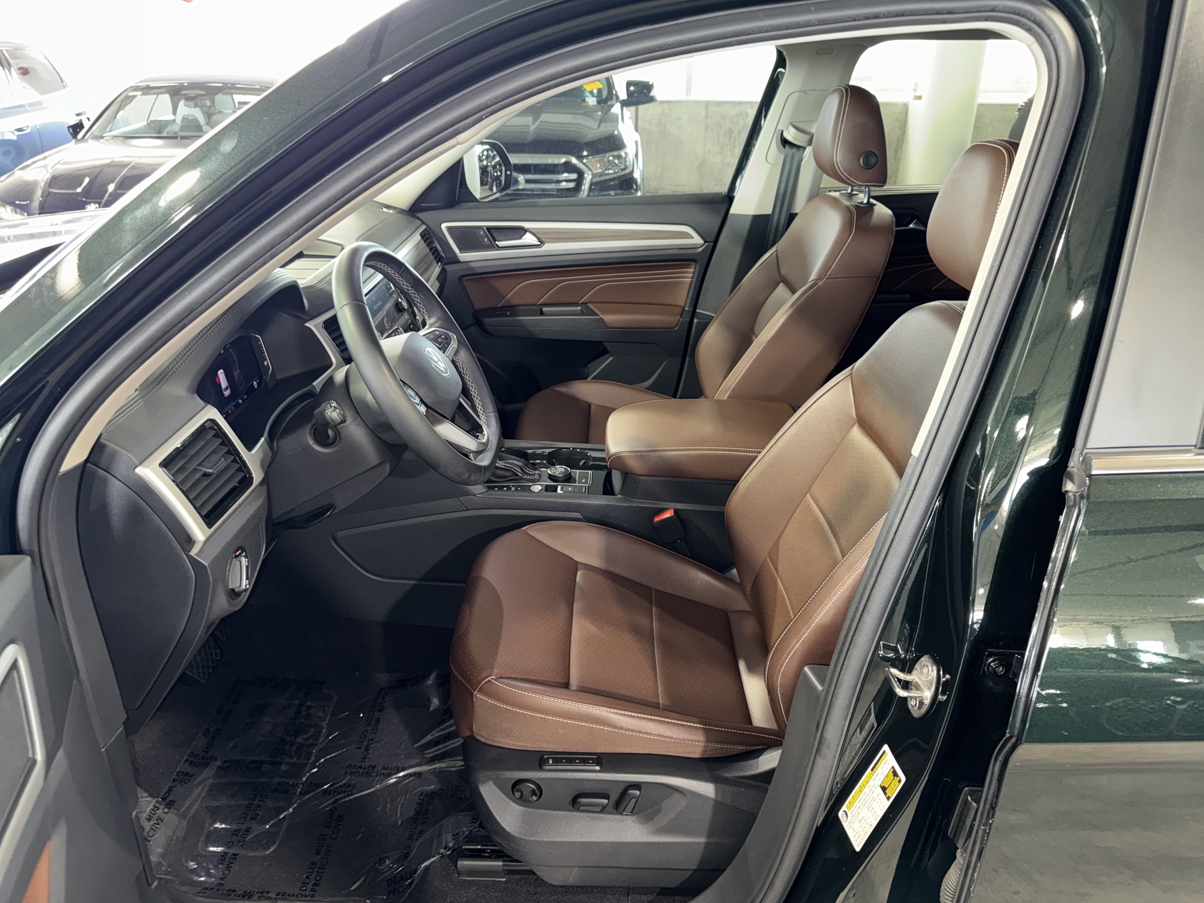 Used 2022 Volkswagen Atlas SEL AWD/4WD image 20