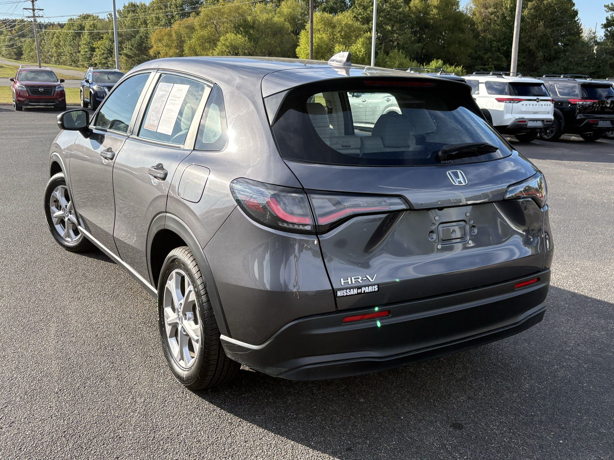 Used 2024 Honda HR-V LX image 9