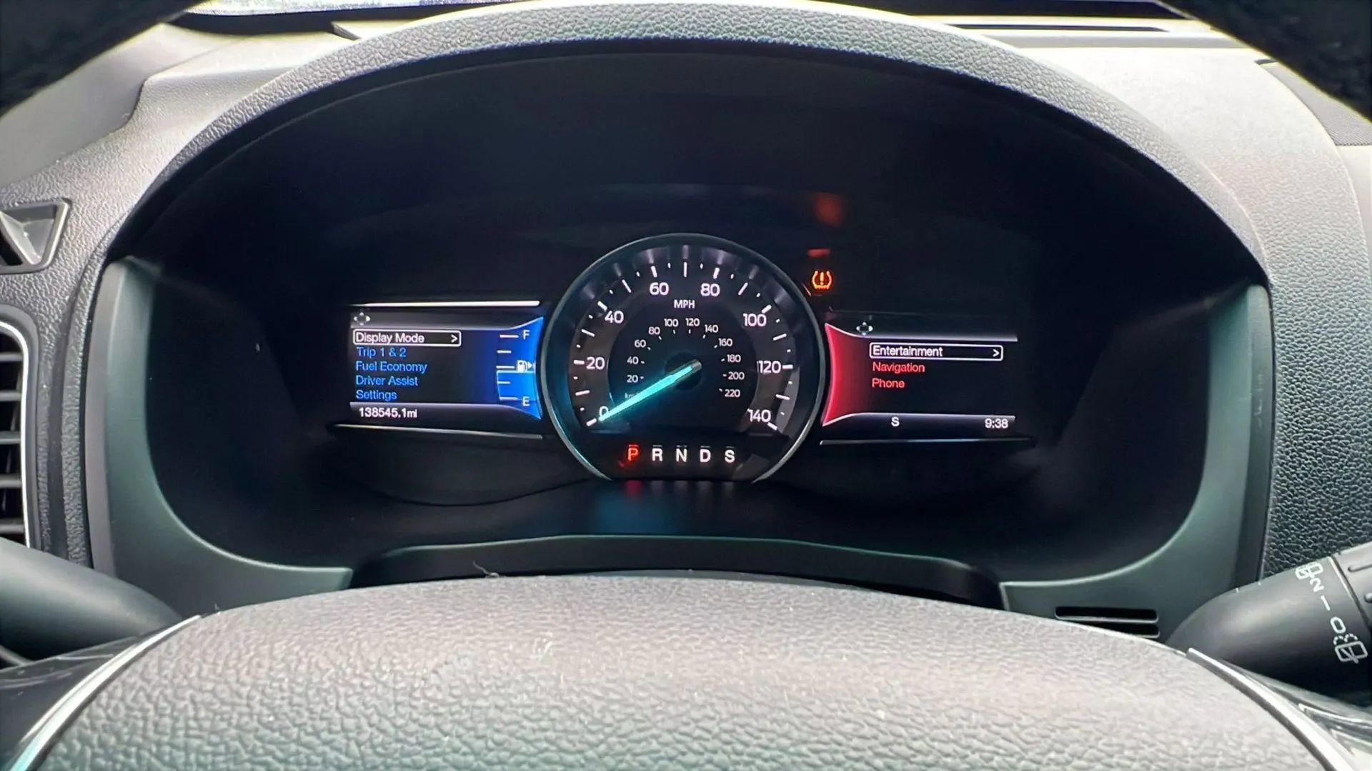 Used 2017 Ford Explorer Limited image 13