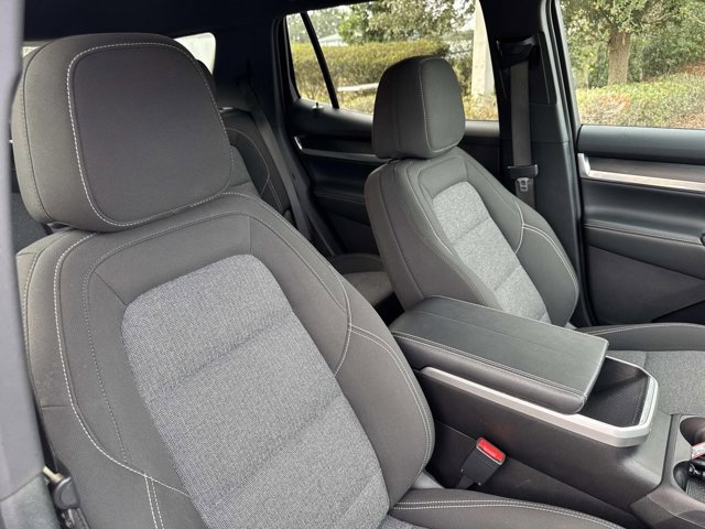 Used 2025 GMC Terrain Elevation image 16