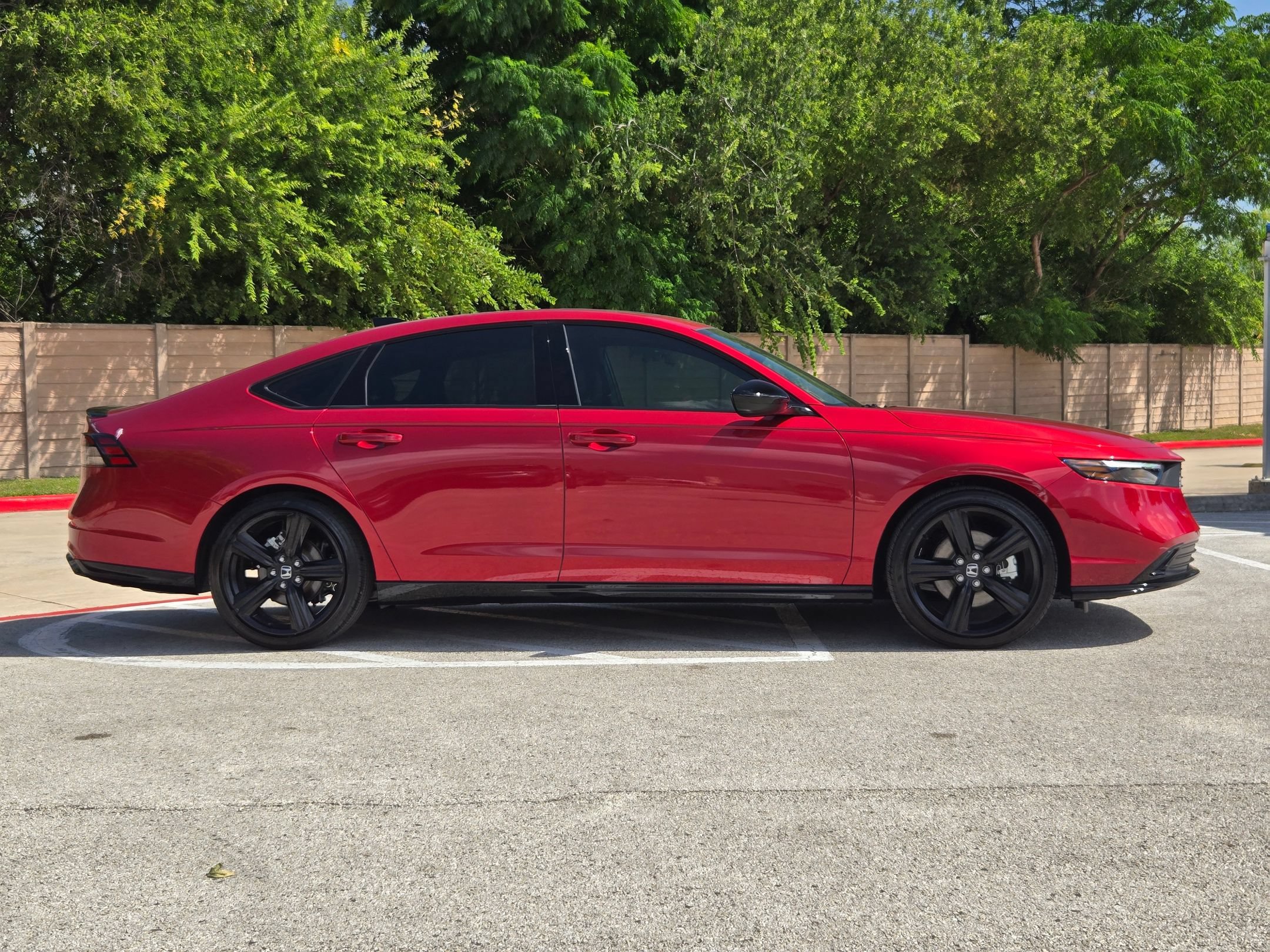 Used 2025 Honda Accord Sport video 2