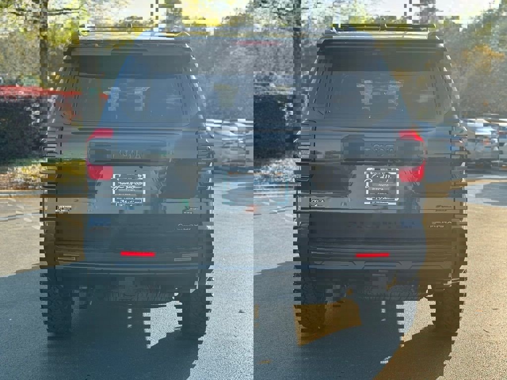 Certified 2025 Toyota 4Runner TRD Off-Road image 11