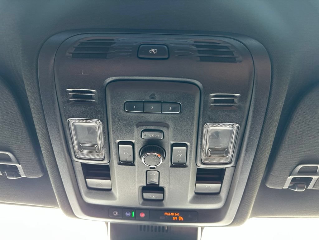 Certified 2023 GMC Yukon XL Denali Ultimate AWD/4WD image 9