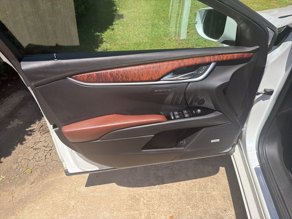 Used 2019 Cadillac XTS Luxury w/ Driver Awareness Package FWD image 22