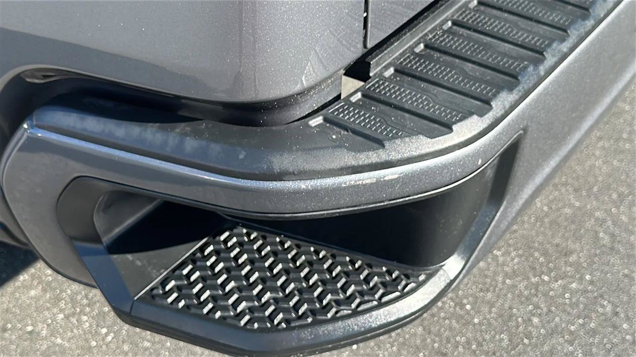 Used 2022 Chevrolet Silverado 1500 Custom RWD image 39