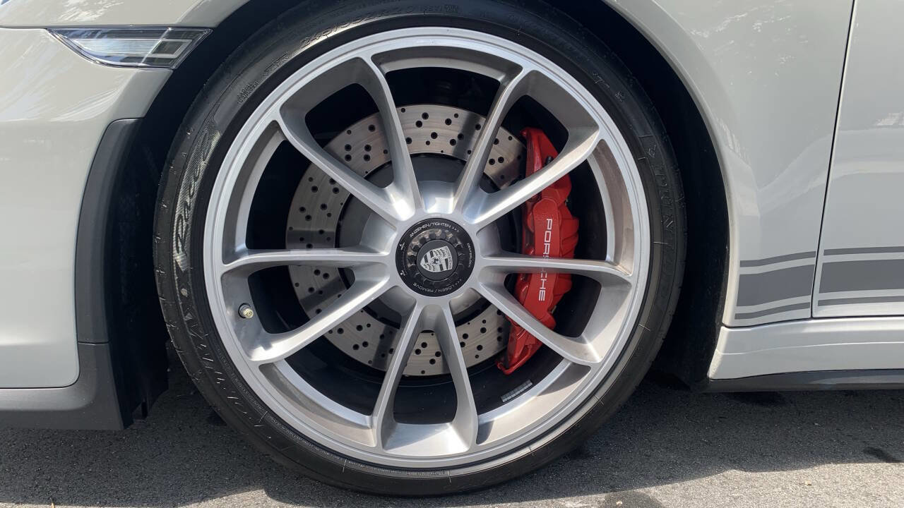 Used 2018 Porsche 911 GT3 RWD image 10