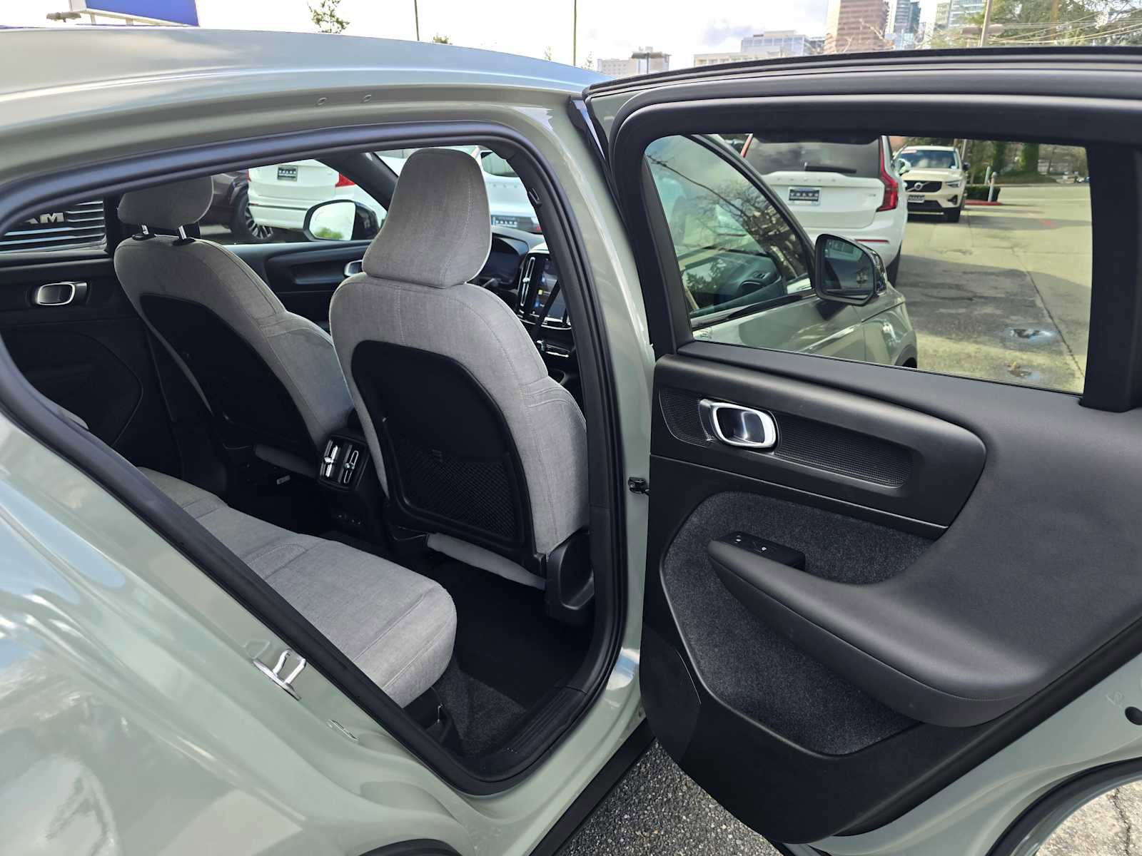 Used 2023 Volvo C40 P8 Recharge Ultimate image 13