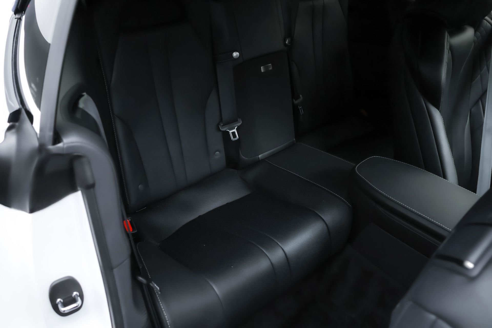 Used 2024 Lexus LC 500 Convertible image 35