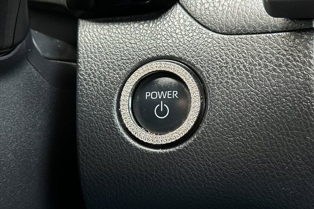 Used 2025 Toyota Camry LE w/ Convenience Package image 23