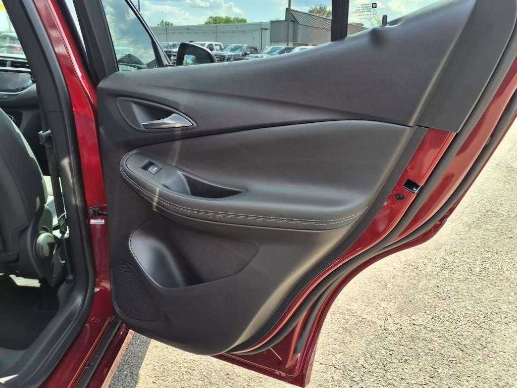 Certified 2023 Buick Encore GX Select w/ Sport Touring Package image 19