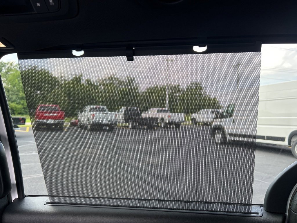 New 2026 Chrysler Pacifica Limited w/ S Appearance Package image 15