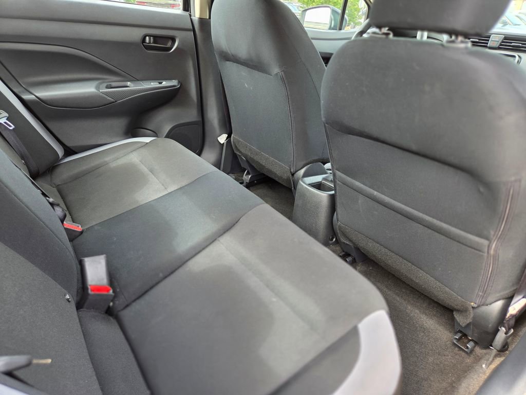 Used 2025 Nissan Versa S FWD image 13