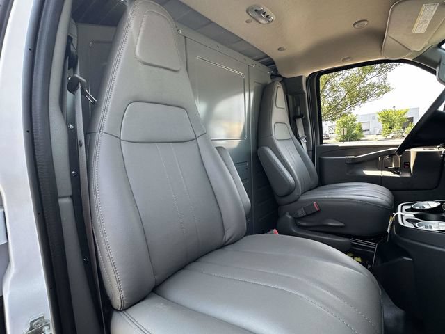 New 2025 Chevrolet Express 2500 w/ Driver Convenience Package RWD image 19