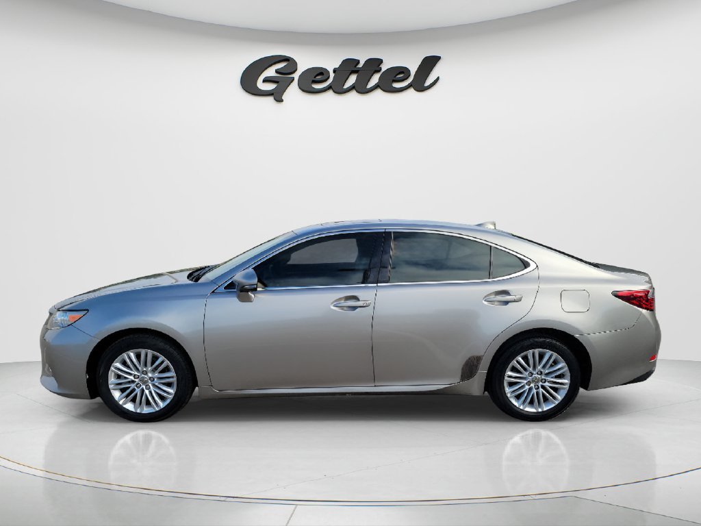 Used 2015 Lexus ES 350 w/ Luxury Package FWD image 8