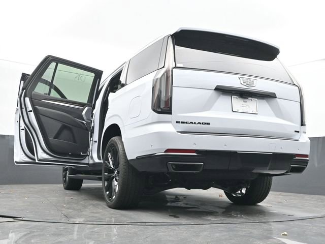 New 2026 Cadillac Escalade Platinum Sport w/ LPO, ONYX Package AWD/4WD image 68