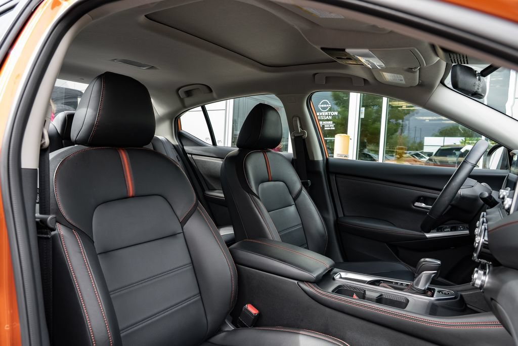 Certified 2025 Nissan Sentra SR w/ SR Premium Package FWD image 28