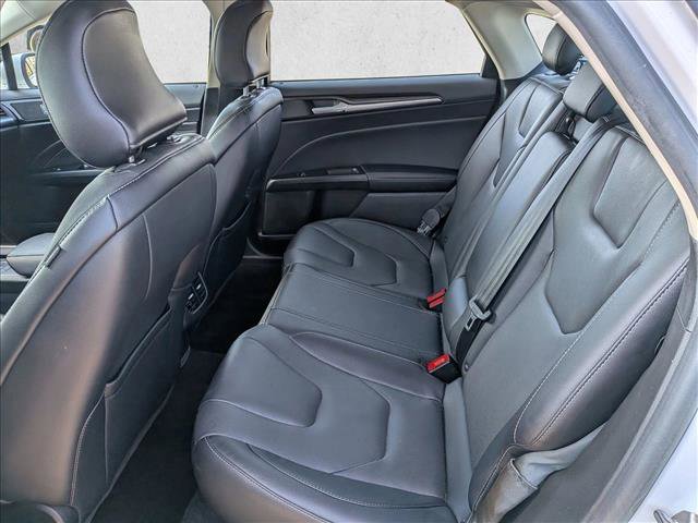 Used 2019 Ford Fusion Titanium FWD image 21