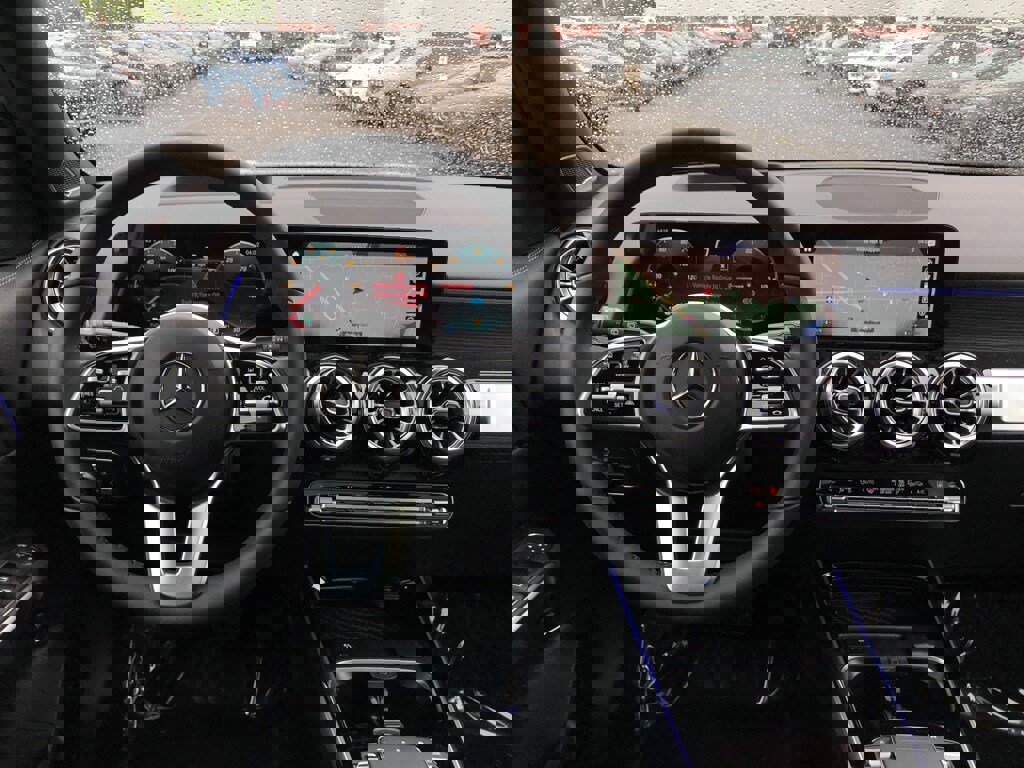 New 2023 Mercedes-Benz EQB 300 4MATIC image 16