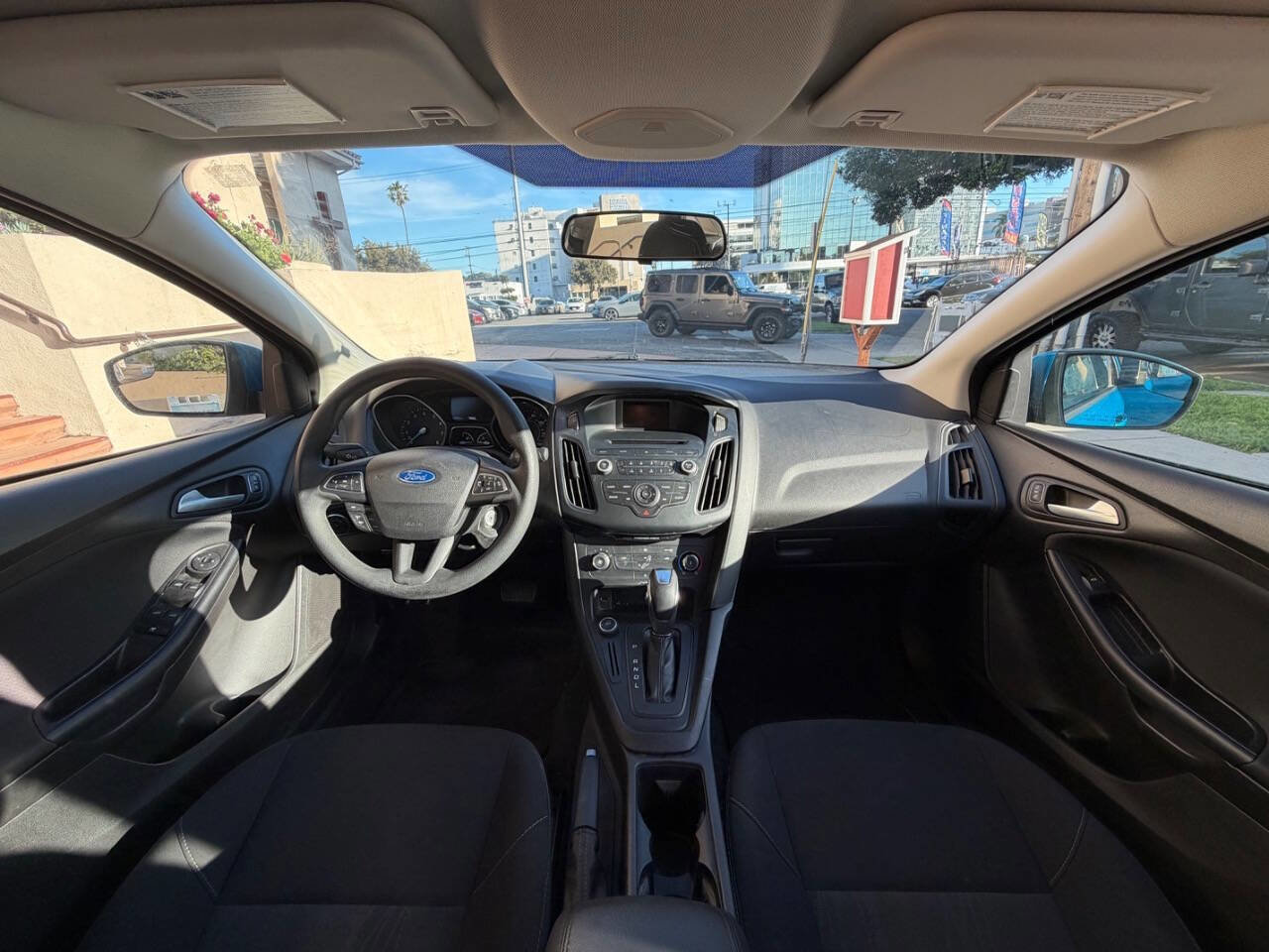 Used 2016 Ford Focus SE image 9