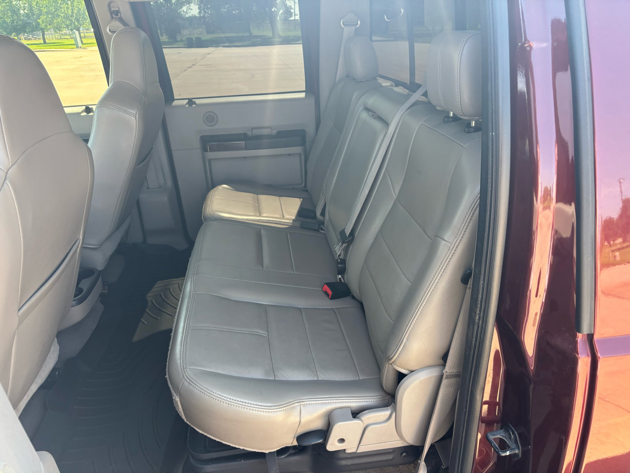 Used 2010 Ford F250 Lariat image 15