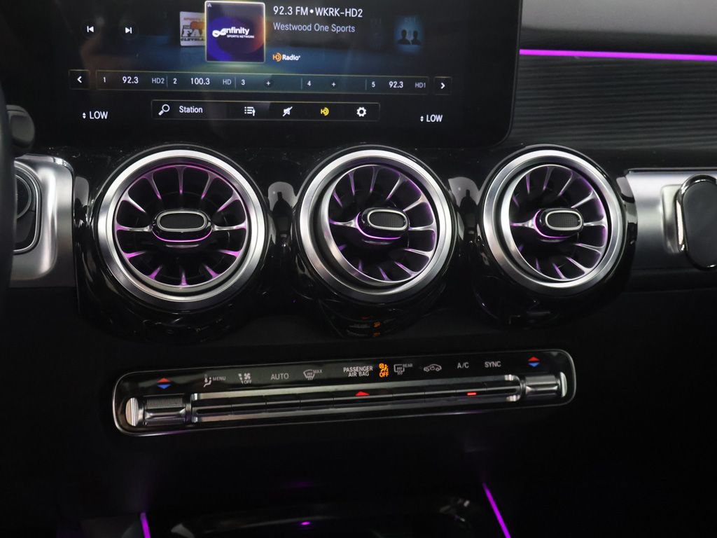 Used 2023 Mercedes-Benz GLB 250 4MATIC w/ Premium Package image 42