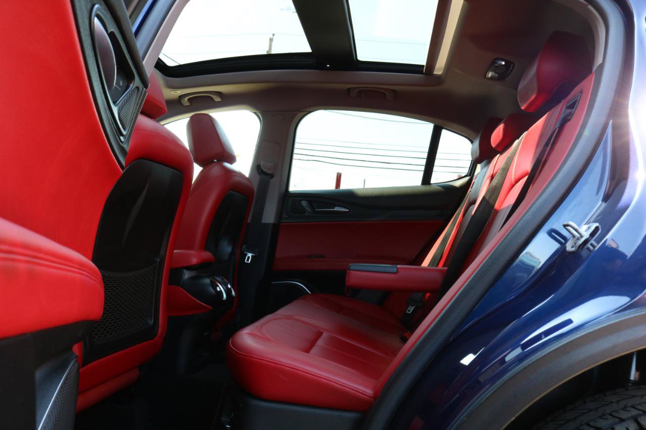 Used 2021 Alfa Romeo Stelvio Sprint w/ Sun & Sound Package AWD/4WD image 45