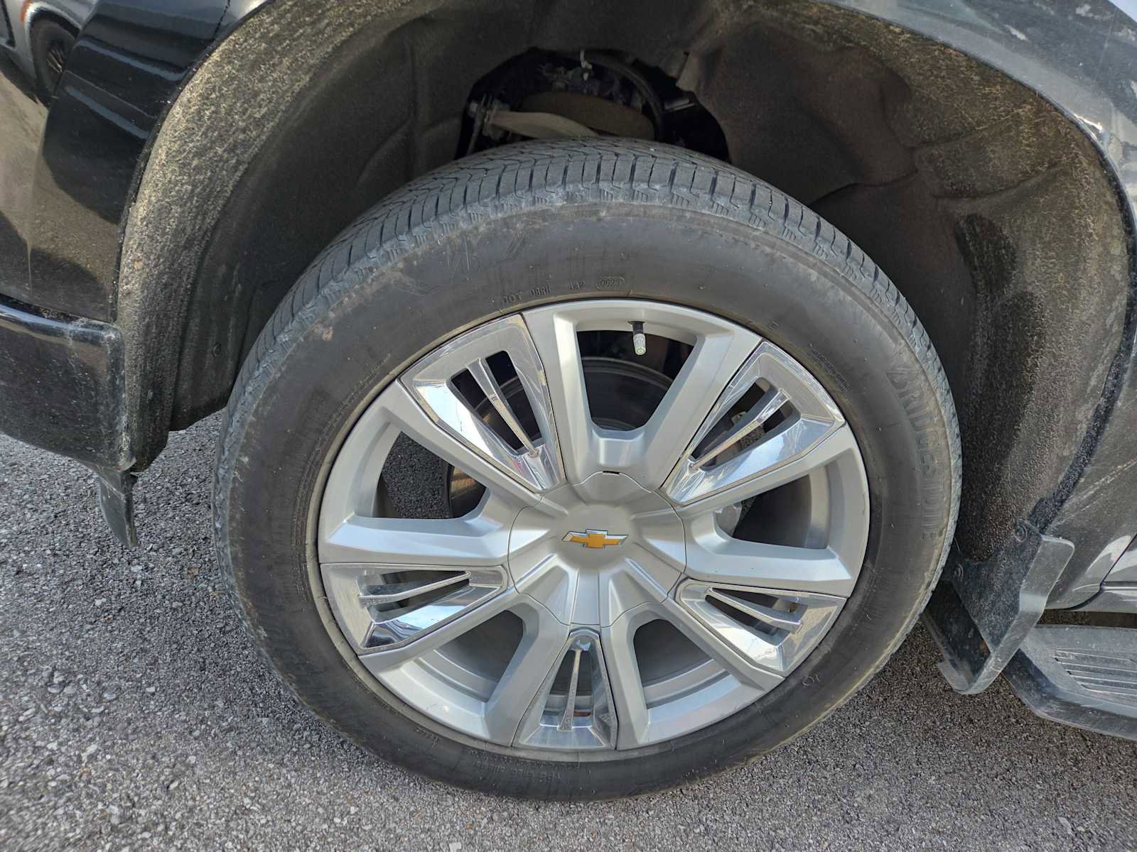 Used 2023 Chevrolet Silverado 1500 High Country w/ High Country Premium Package image 8