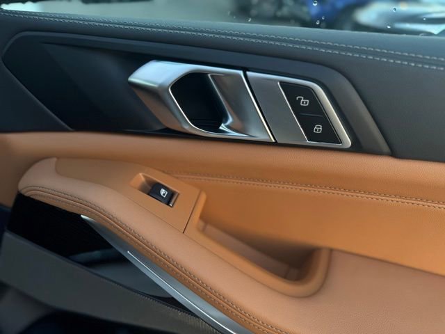 New 2026 BMW X5 xDrive40i w/ M Sport Package image 18