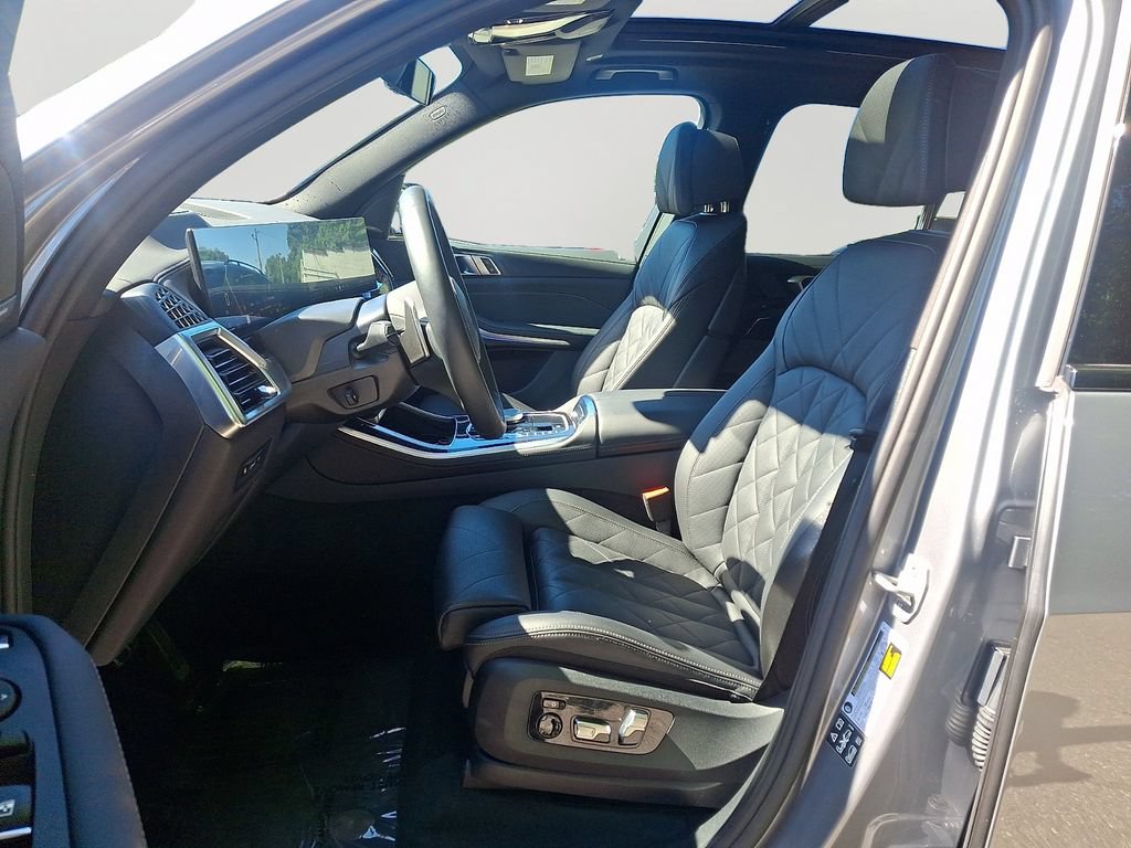 Used 2026 BMW X5 xDrive40i AWD/4WD image 14