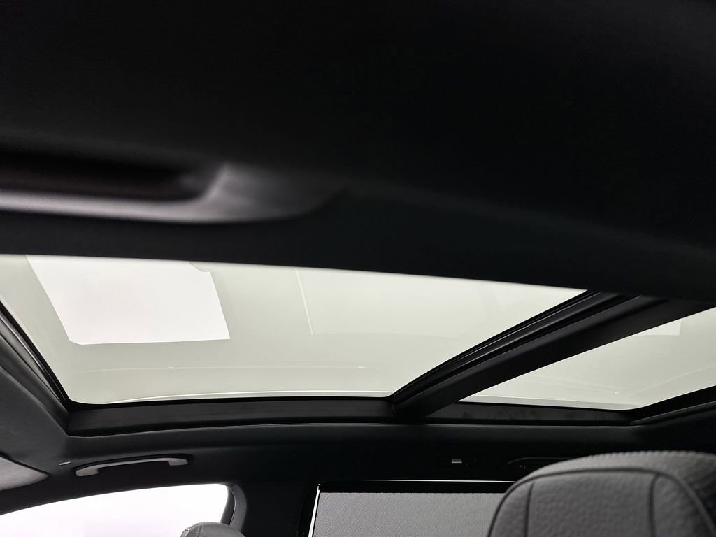 Used 2021 Mercedes-Benz GLS 450 4MATIC image 22