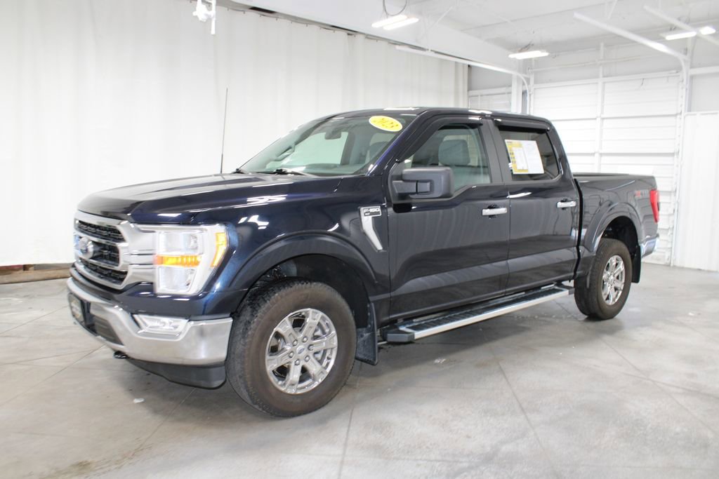 Used 2023 Ford F150 XLT w/ XTR Package image 3