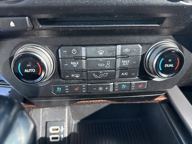 Used 2018 Ford F150 Raptor w/ Equipment Group 802A Luxury image 23