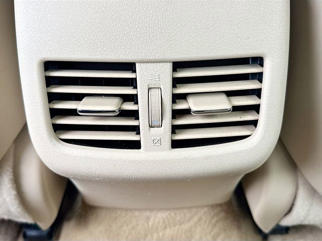 Used 2011 Lexus ES 350 image 24