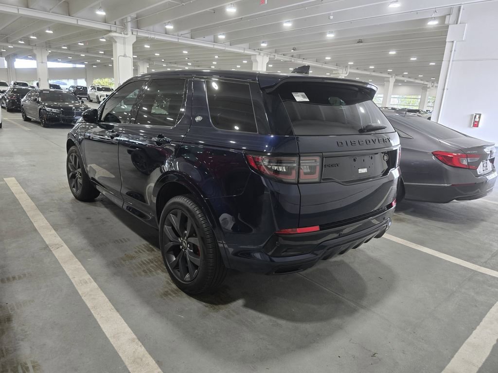 Used 2023 Land Rover Discovery Sport SE R-Dynamic image 5