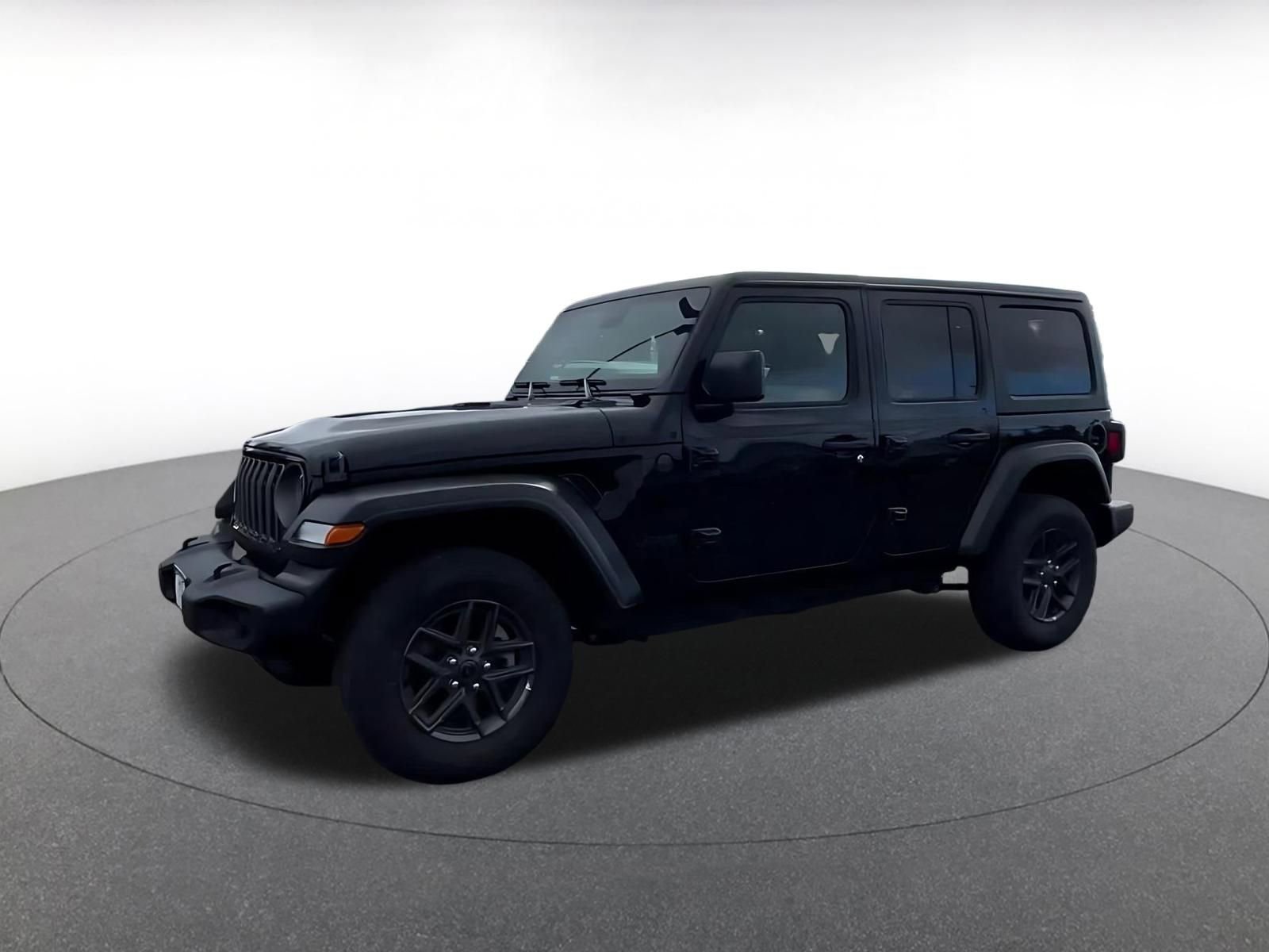 Used 2025 Jeep Wrangler Unlimited Sport AWD/4WD image 4