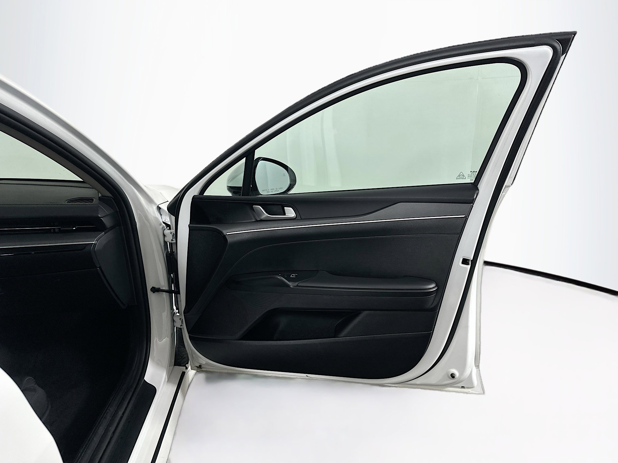 Used 2025 Kia K5 LXS image 30