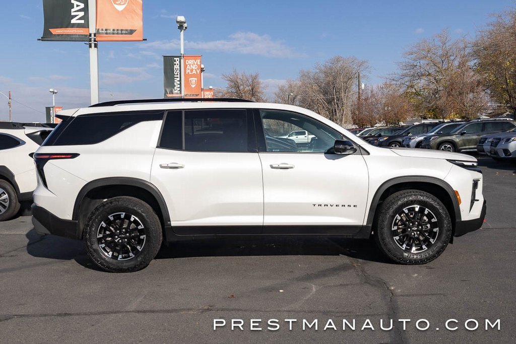 Used 2024 Chevrolet Traverse Z71 w/ Enhanced Driving Package image 18