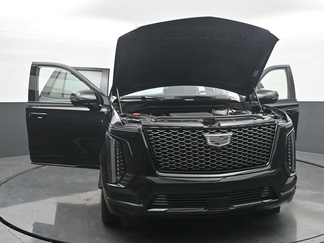 Certified 2026 Cadillac Escalade Platinum Sport w/ LPO, ONYX Package AWD/4WD image 54
