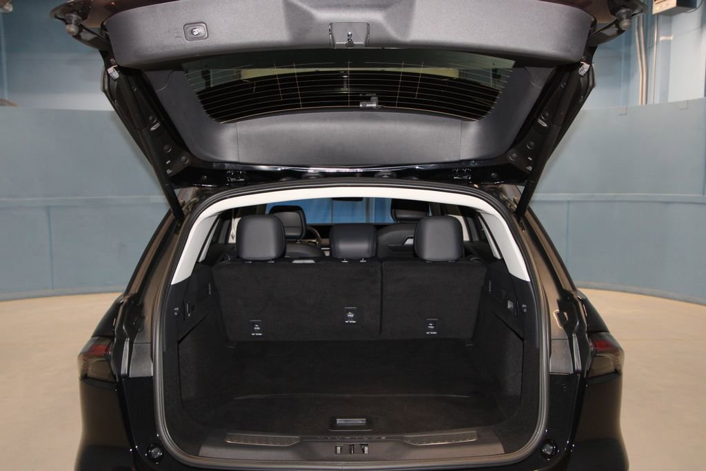 Used 2024 Lincoln Nautilus Premier image 40