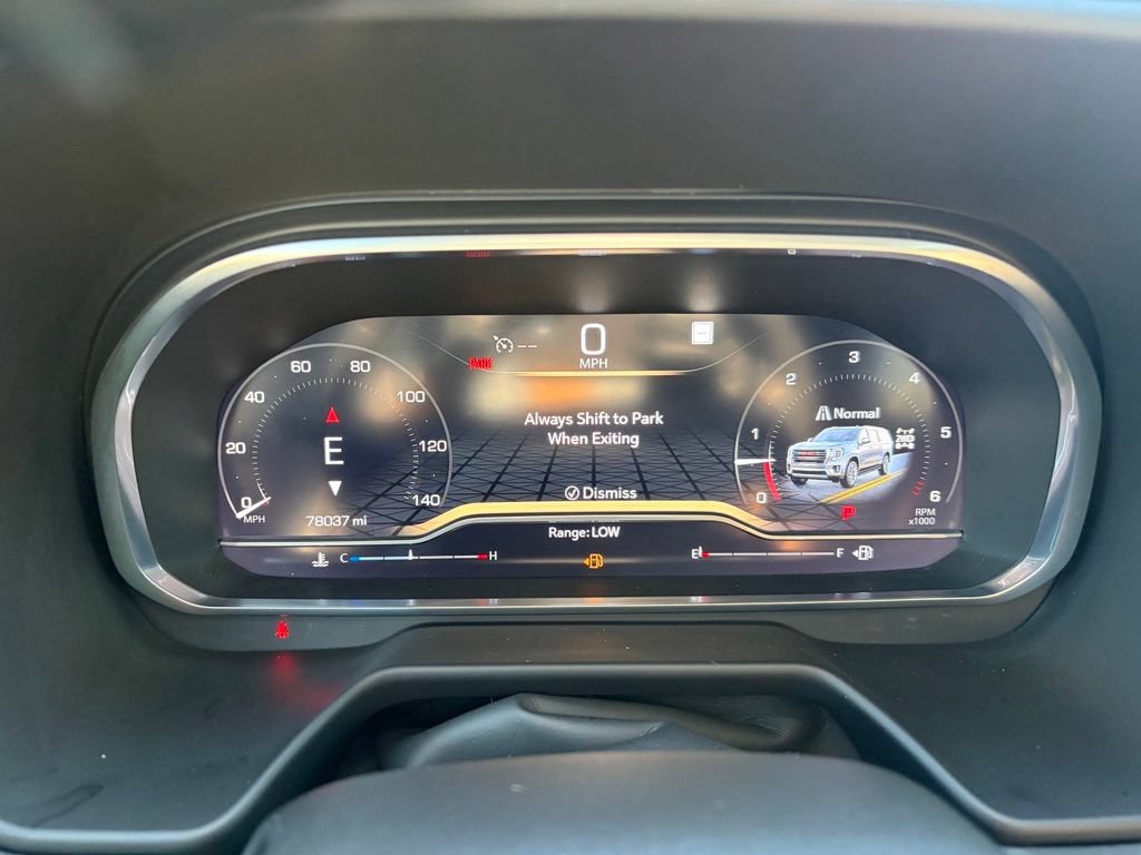 Used 2022 GMC Yukon AT4 AWD/4WD image 32