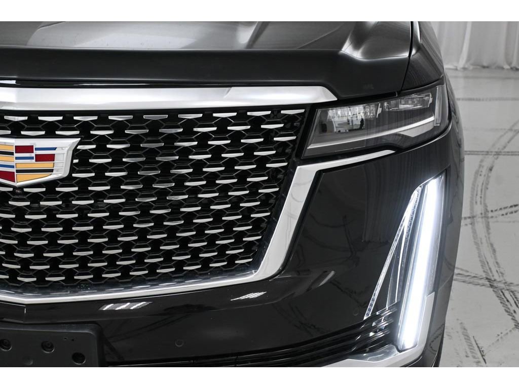 Used 2021 Cadillac Escalade Premium Luxury AWD/4WD image 25