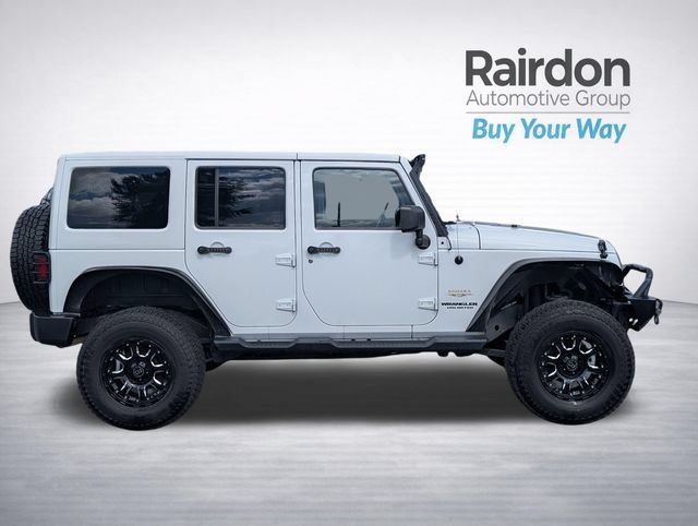 Used 2014 Jeep Wrangler Unlimited Sahara w/ Max Tow Package AWD/4WD image 8
