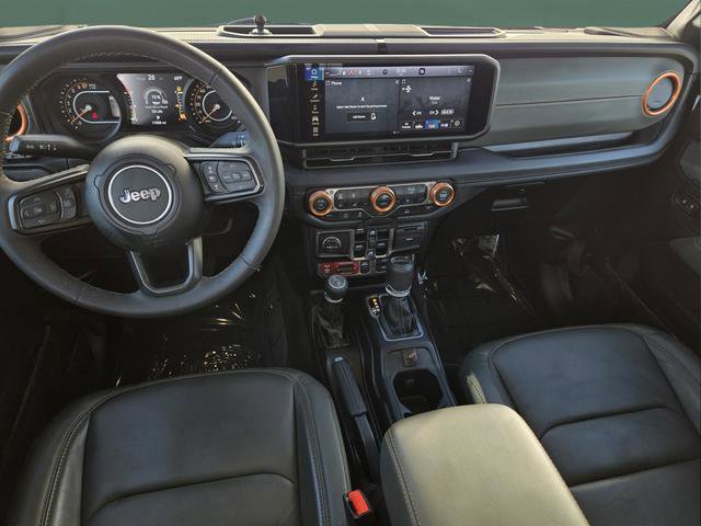Used 2025 Jeep Gladiator Mojave w/ Convenience Group image 24