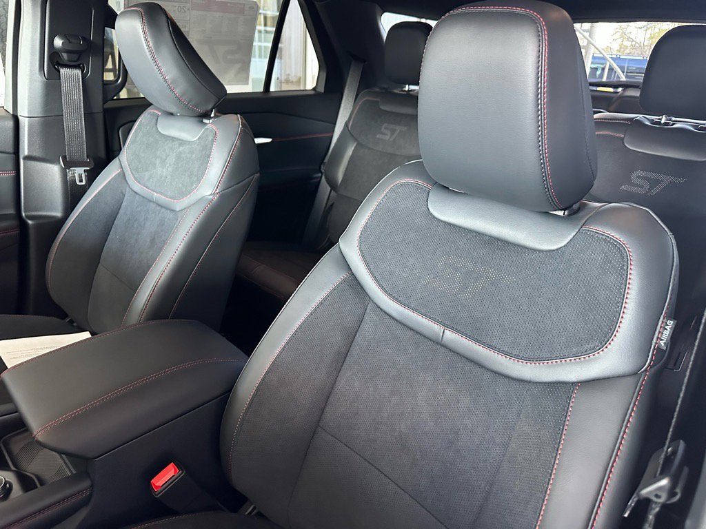 New 2026 Ford Explorer ST w/ Sun And Sound Package image 21