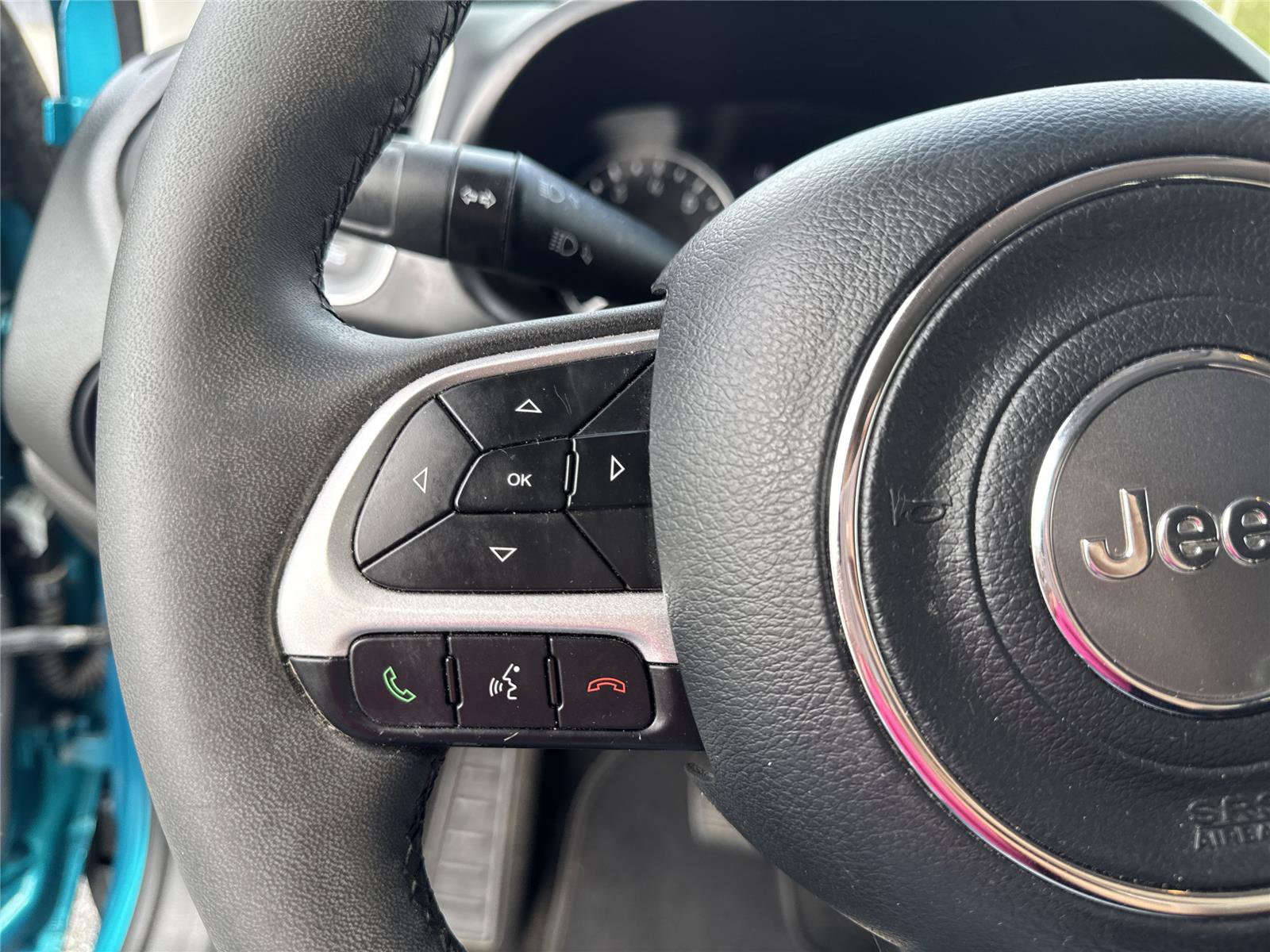 Used 2021 Jeep Renegade Latitude w/ Luxury Group I image 21