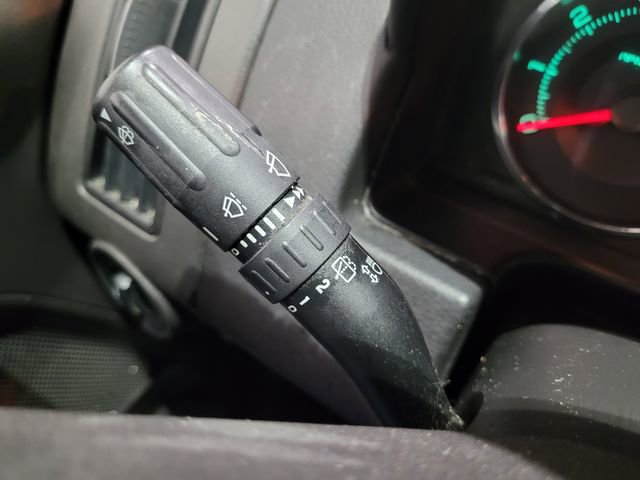 Used 2010 Ford Edge SEL image 36